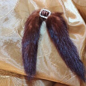Elegant ANTIQUE/VINTAGE Brown Fur MINK Tails? RHINESTONES Pin/ Brooch***